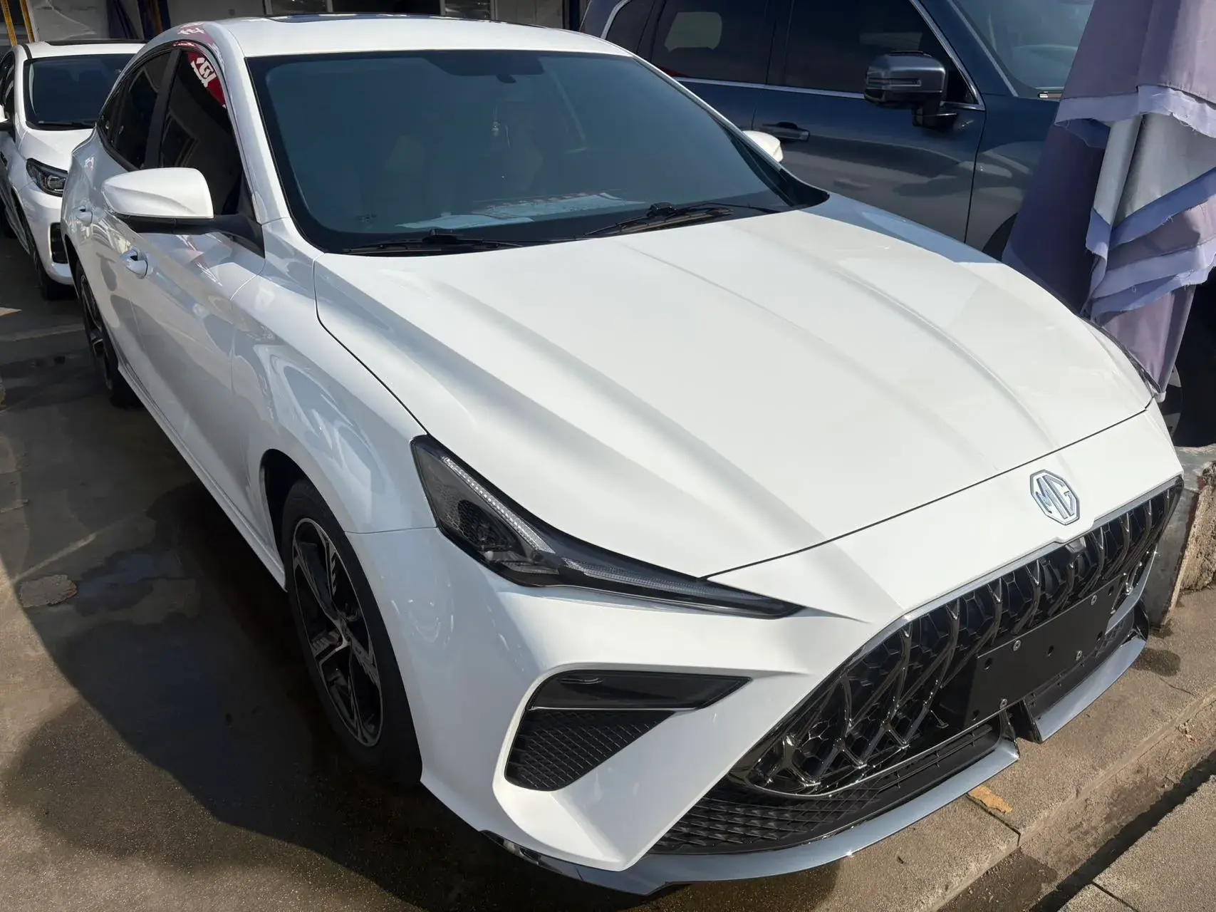 2022 MG 5 thumbnail 3