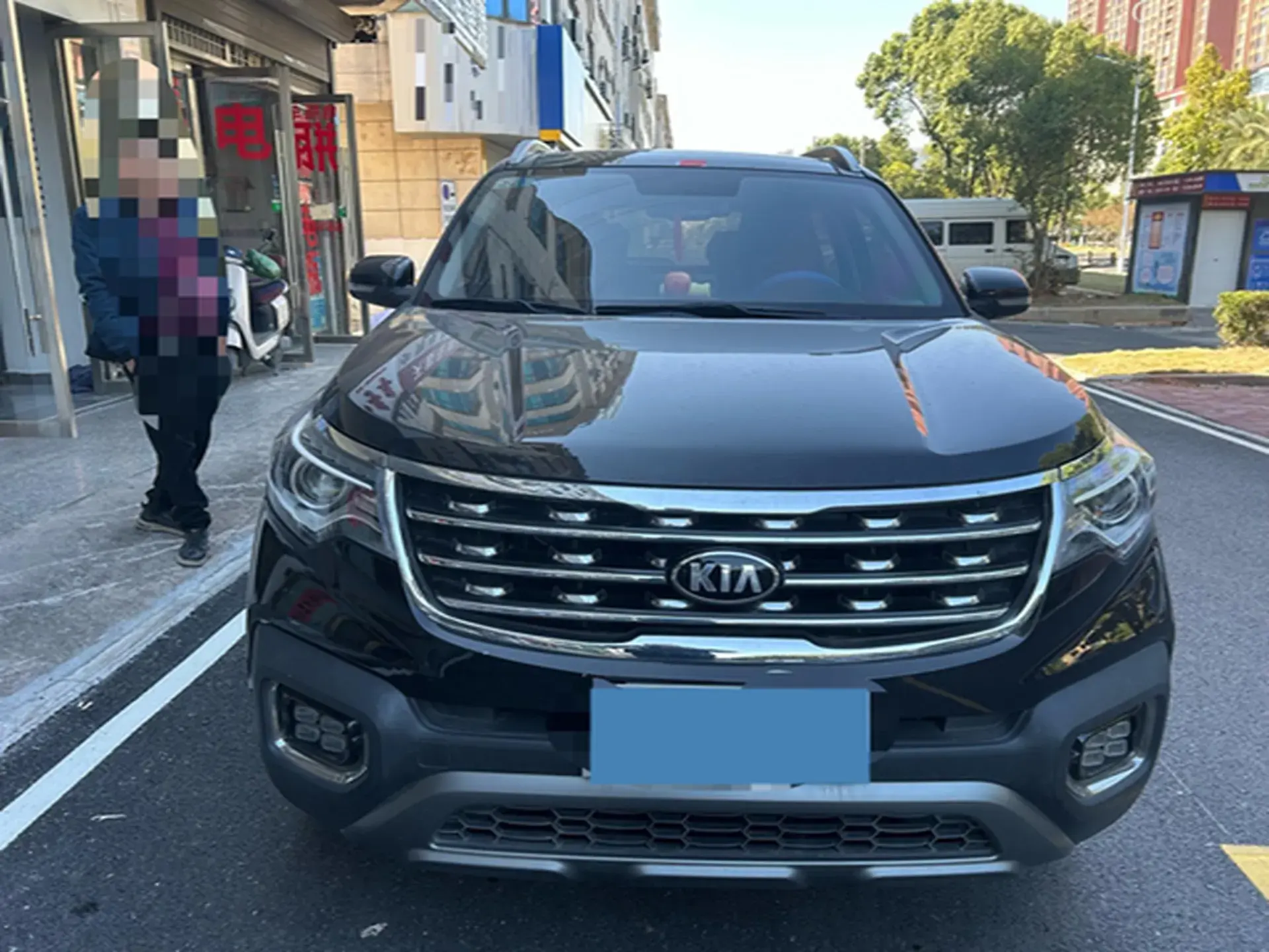 2018 KIA SPORTAGE thumbnail 2