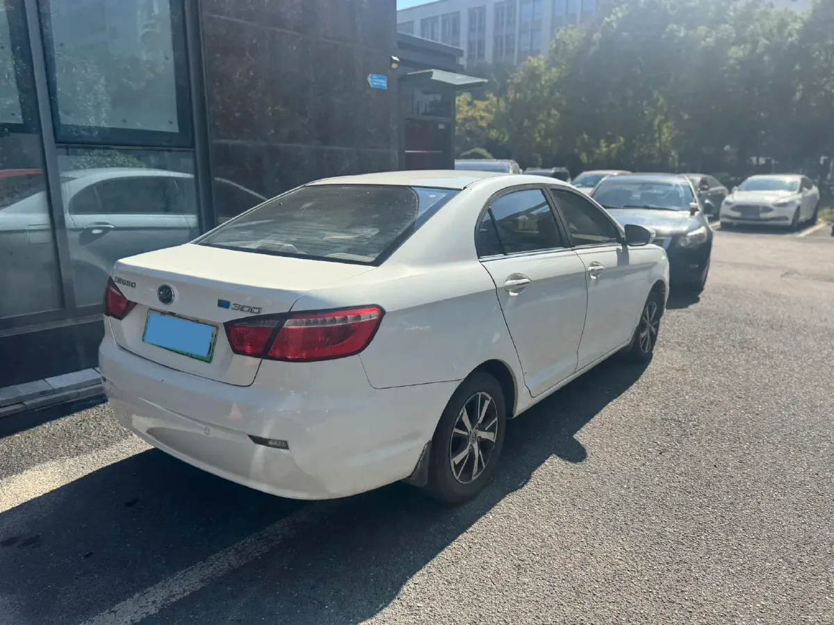 2018 LiFan 650EV BEV 43.1KWH,autocango,china used car exporter,china ev exporter,chinese used car exporter,chinese used ev exporter