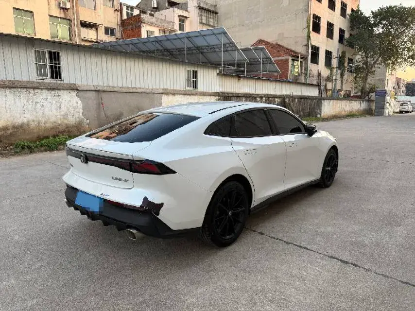 2023 CHANGAN UNI-V thumbnail 4