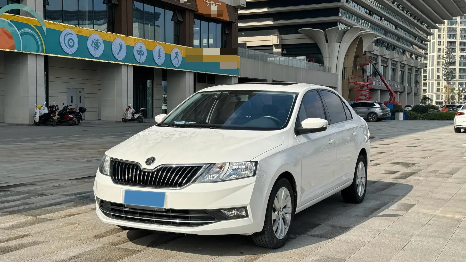 2018 SKODA RAPID view 1