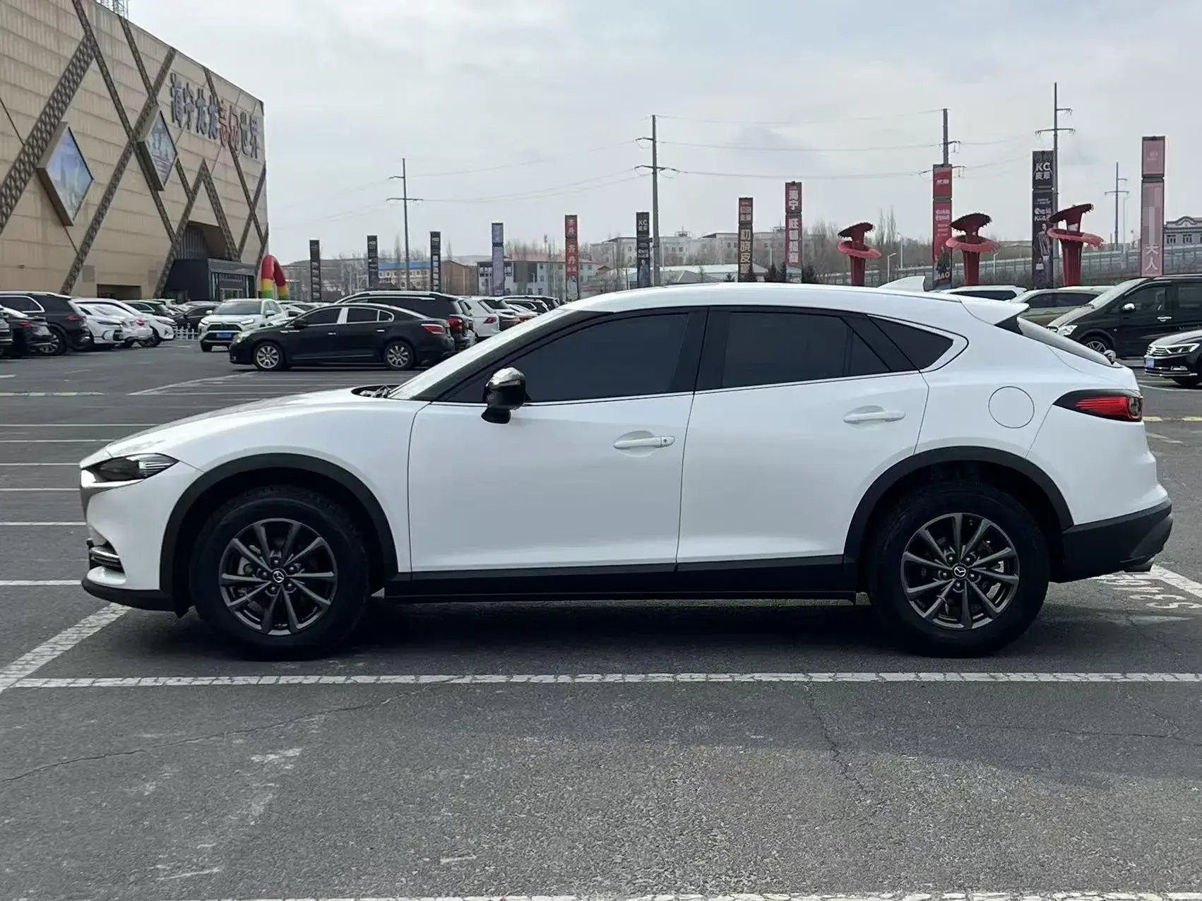 2021 MAZDA CX-4 thumbnail 2