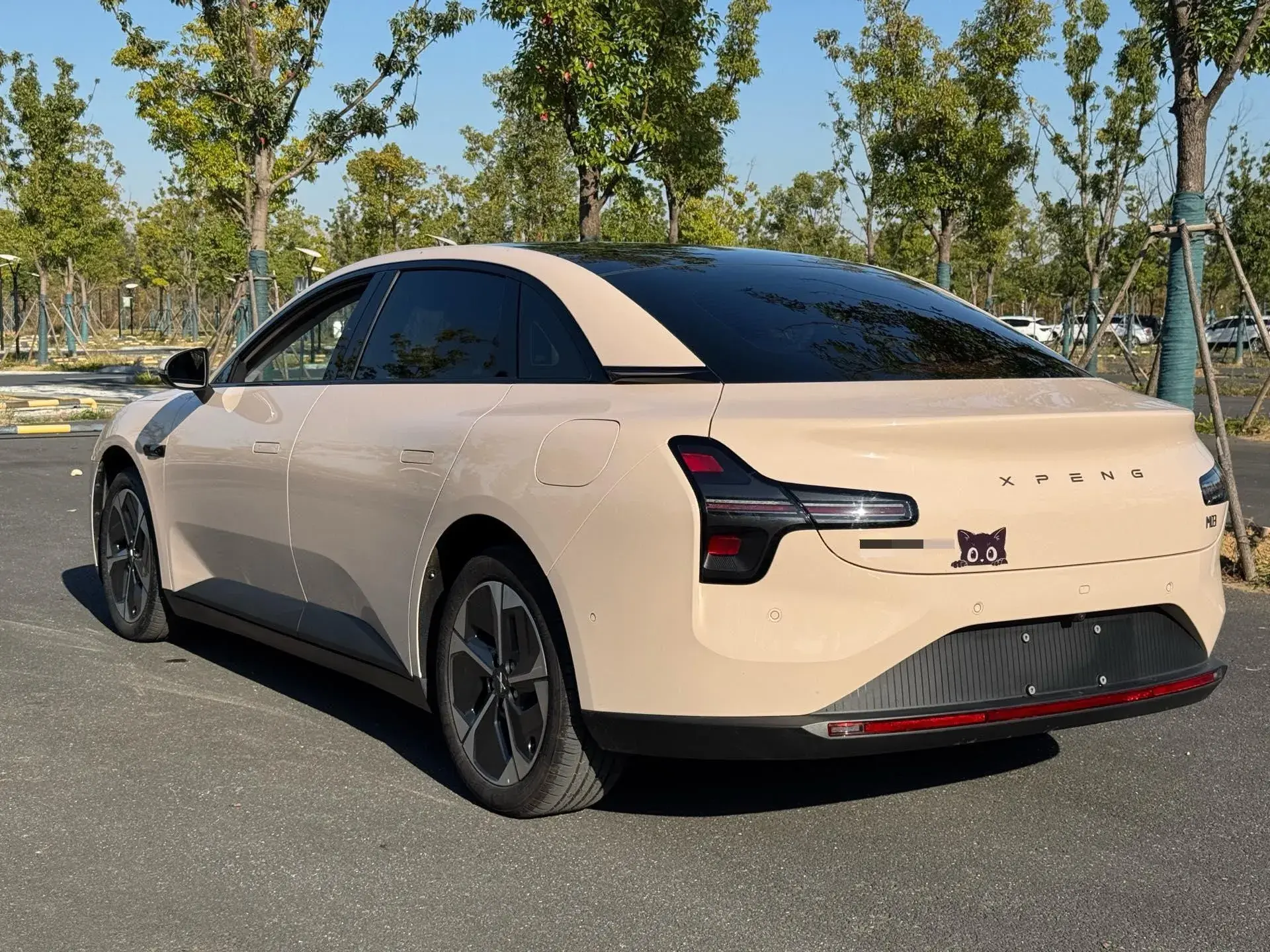 2024 XPENG MONA thumbnail 3