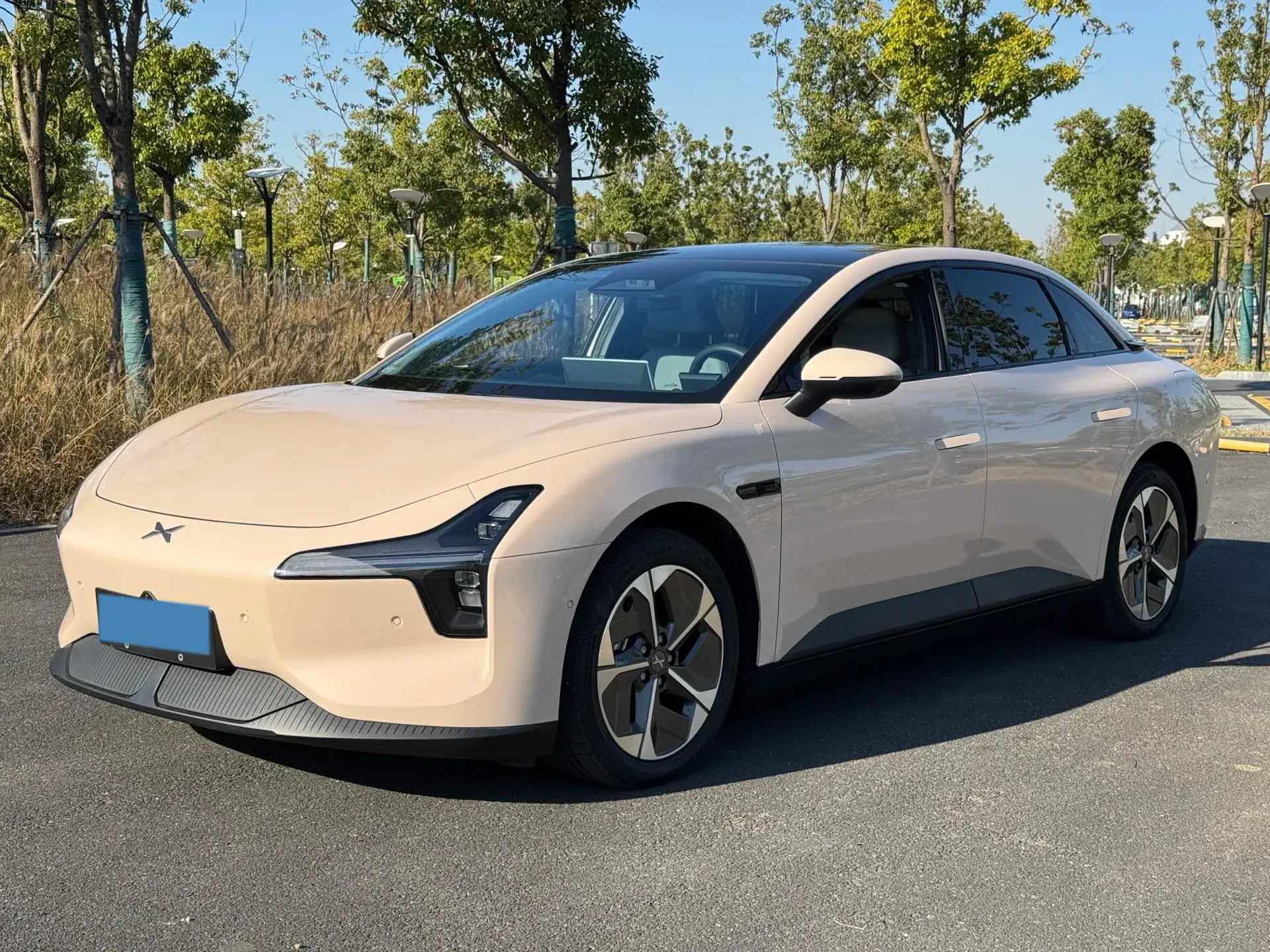 2024 XPENG MONA view 1