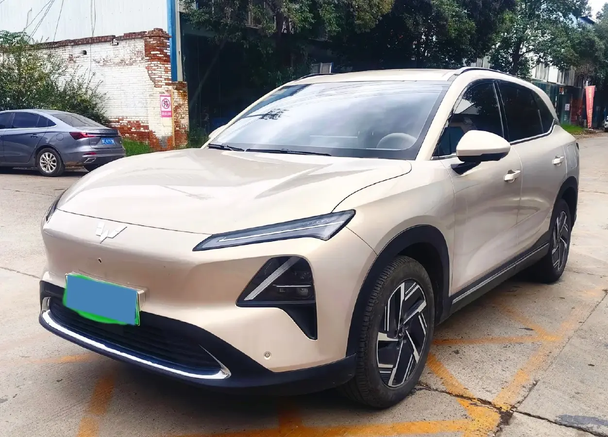 2024 WuLing XingGuangS 1.5L 106HP L4 E-CVT PHEV 20.5KWH