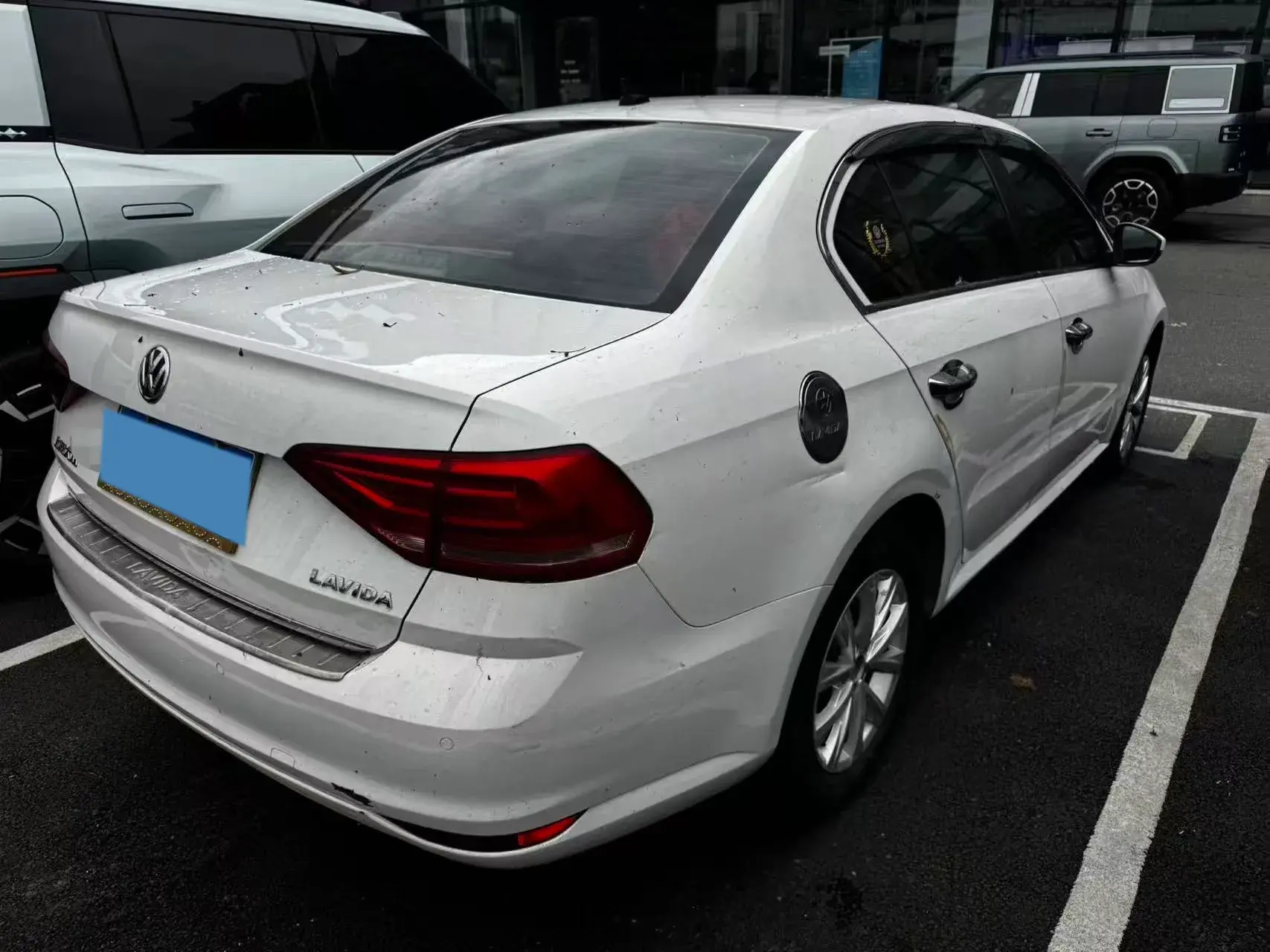 2017 VOLKSWAGEN LAVIDA thumbnail 2