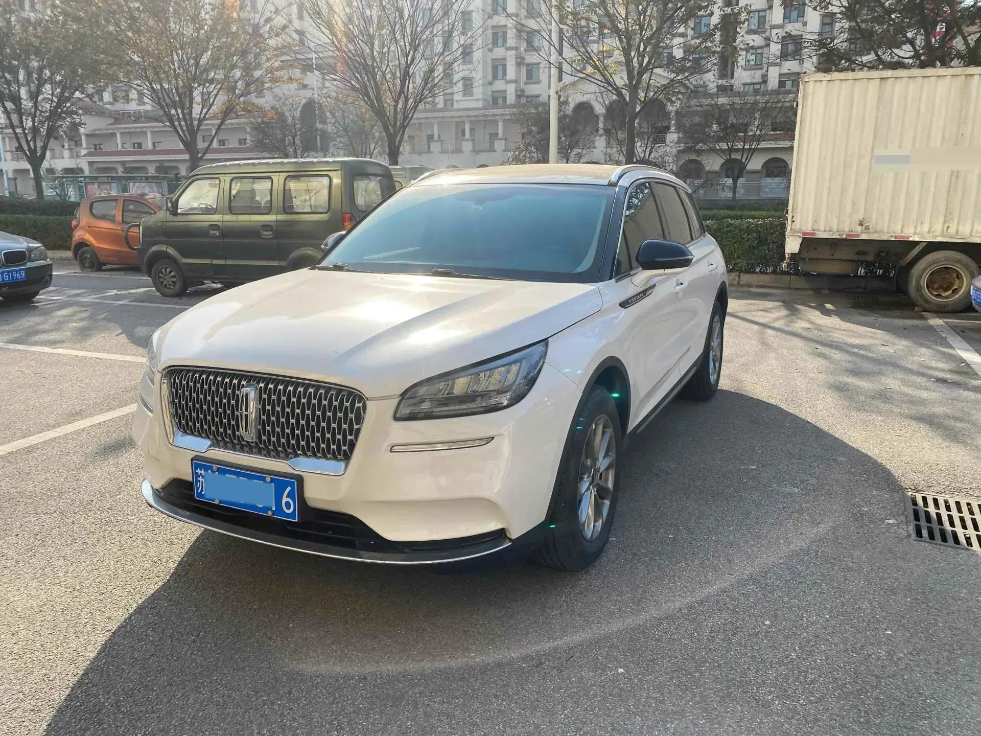 2020 LINCOLN CORSAIR view 1