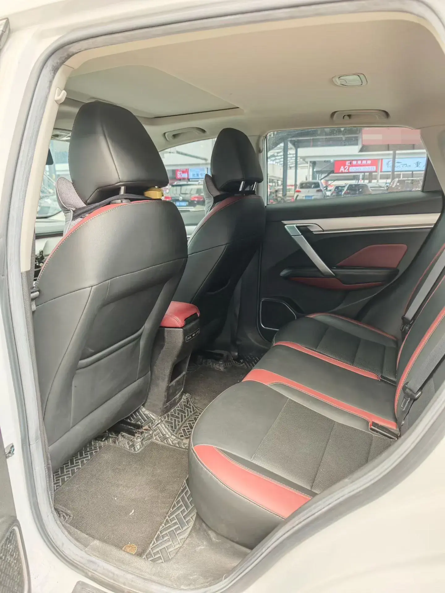 2020 GEELY COOLRAY thumbnail 3