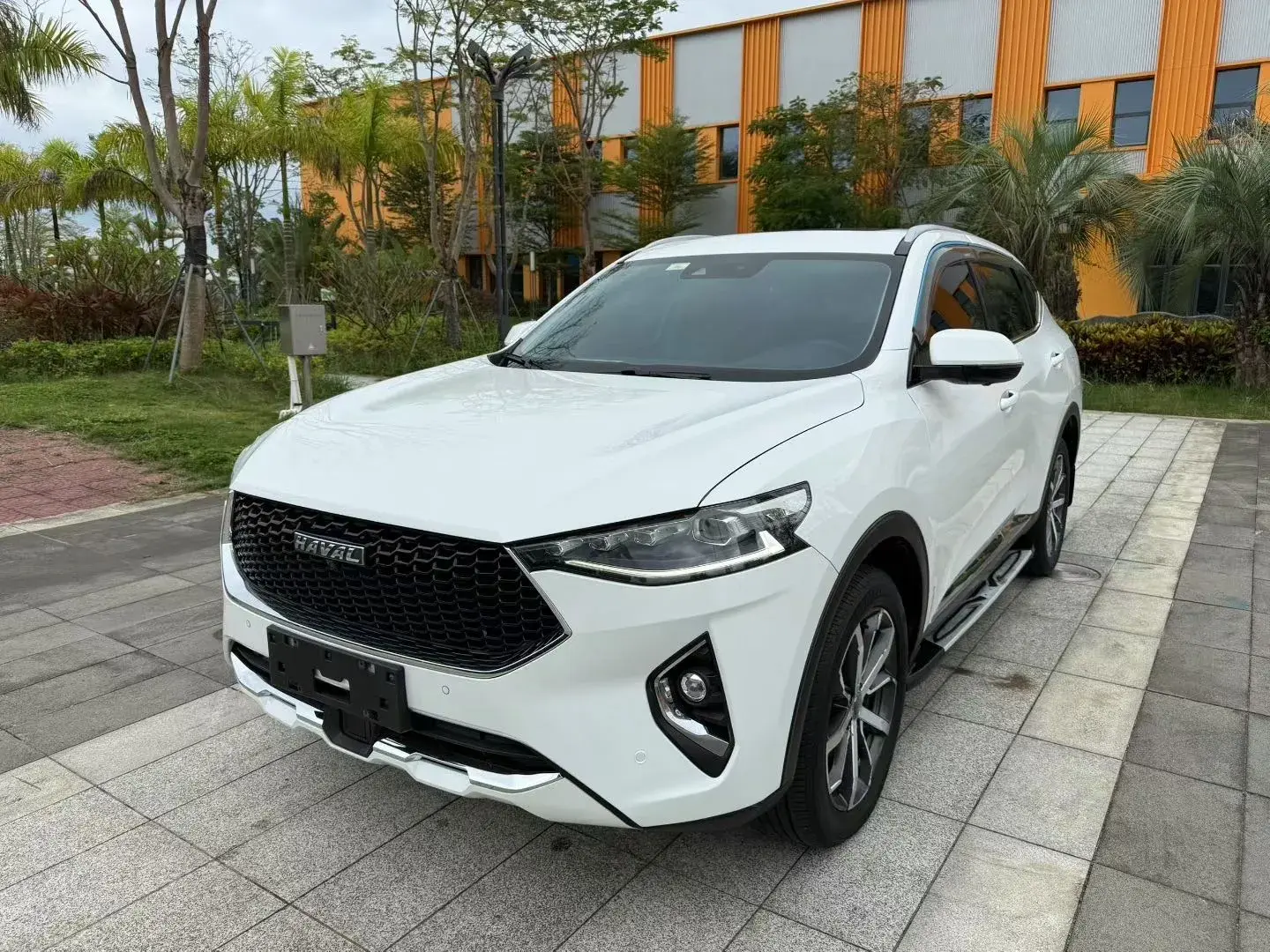 2019 HAVAL H6 view 1