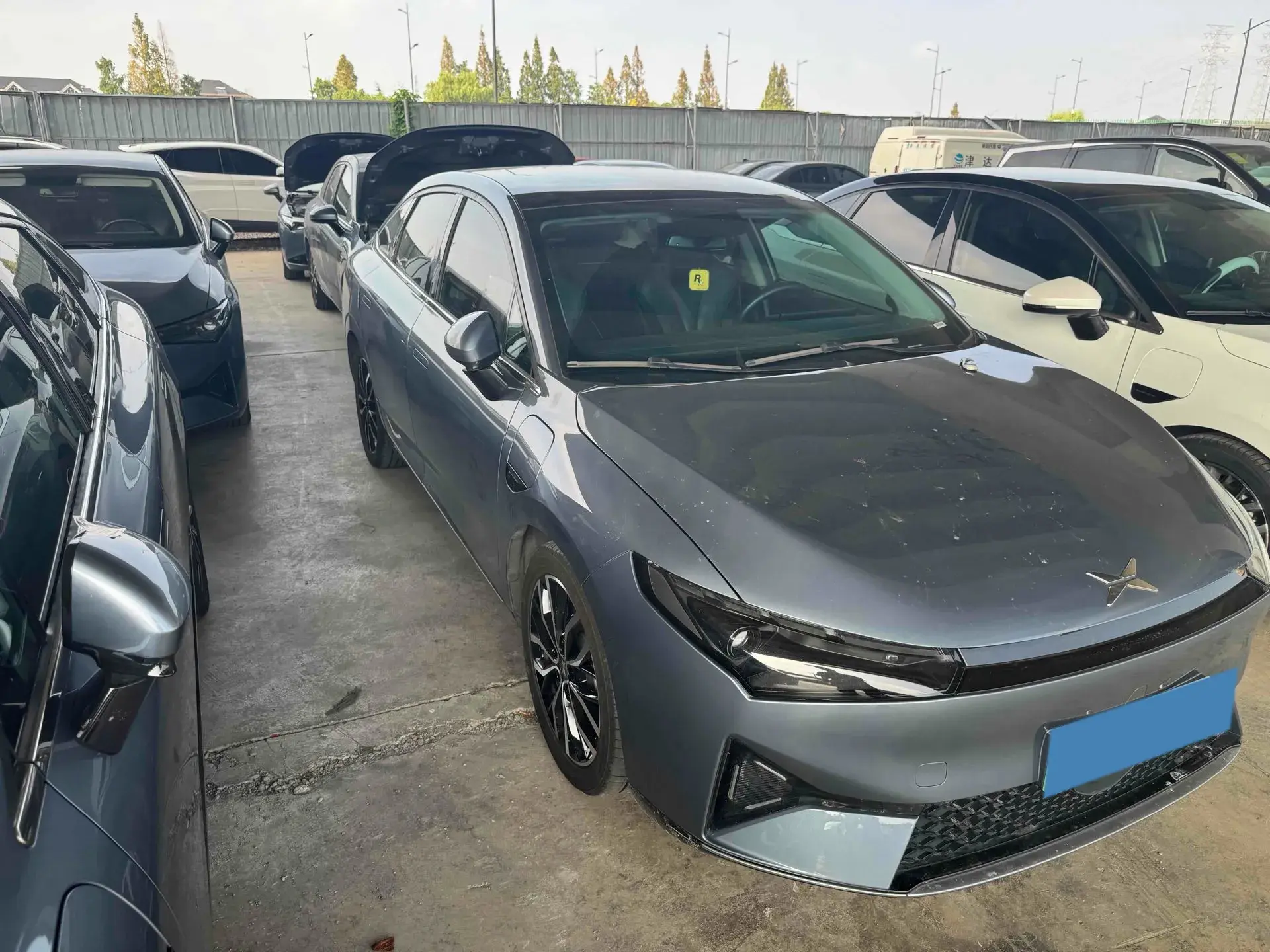 2022 XPENG P5 thumbnail 3