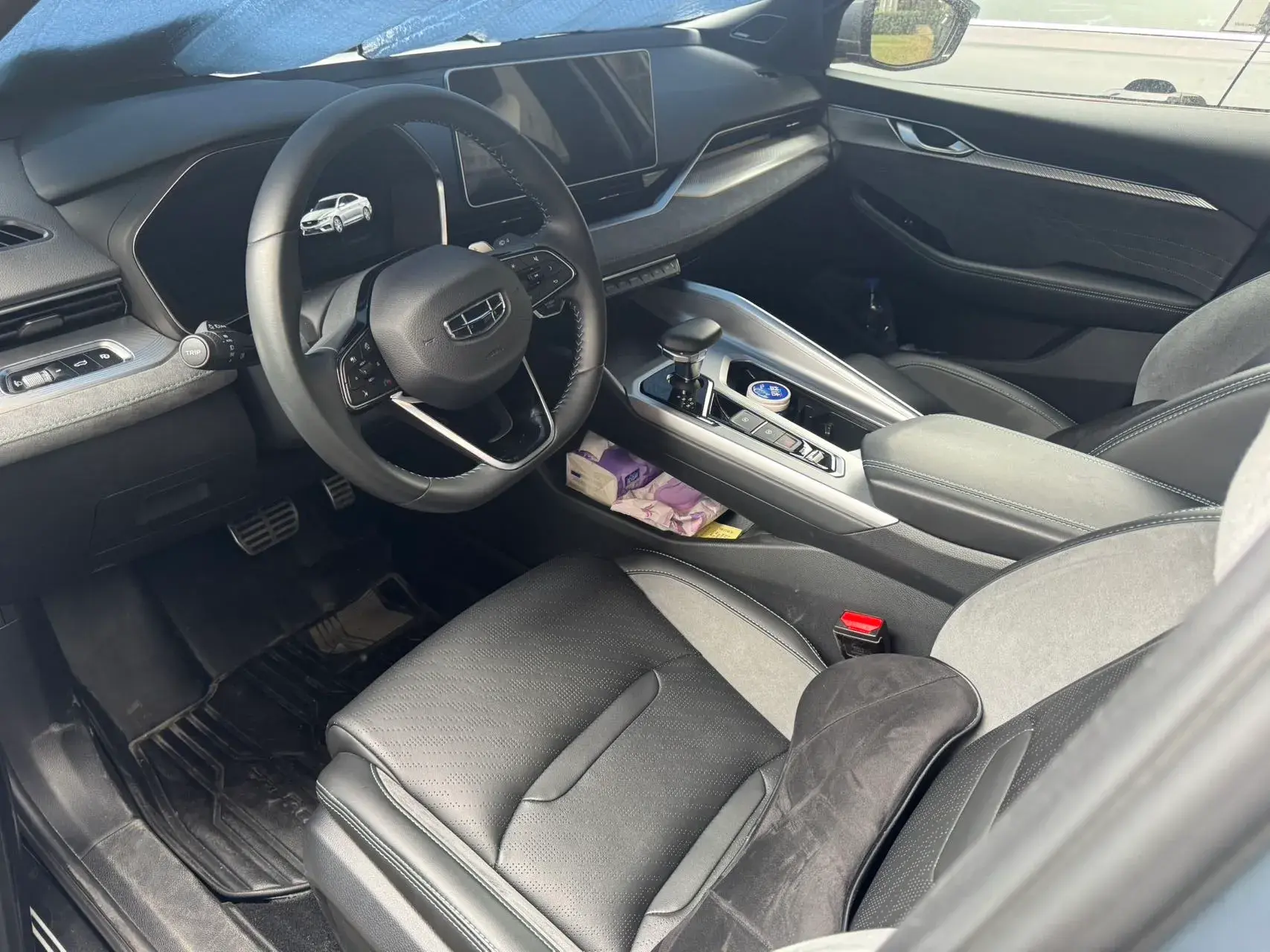 2023 GEELY PREFACE thumbnail 4