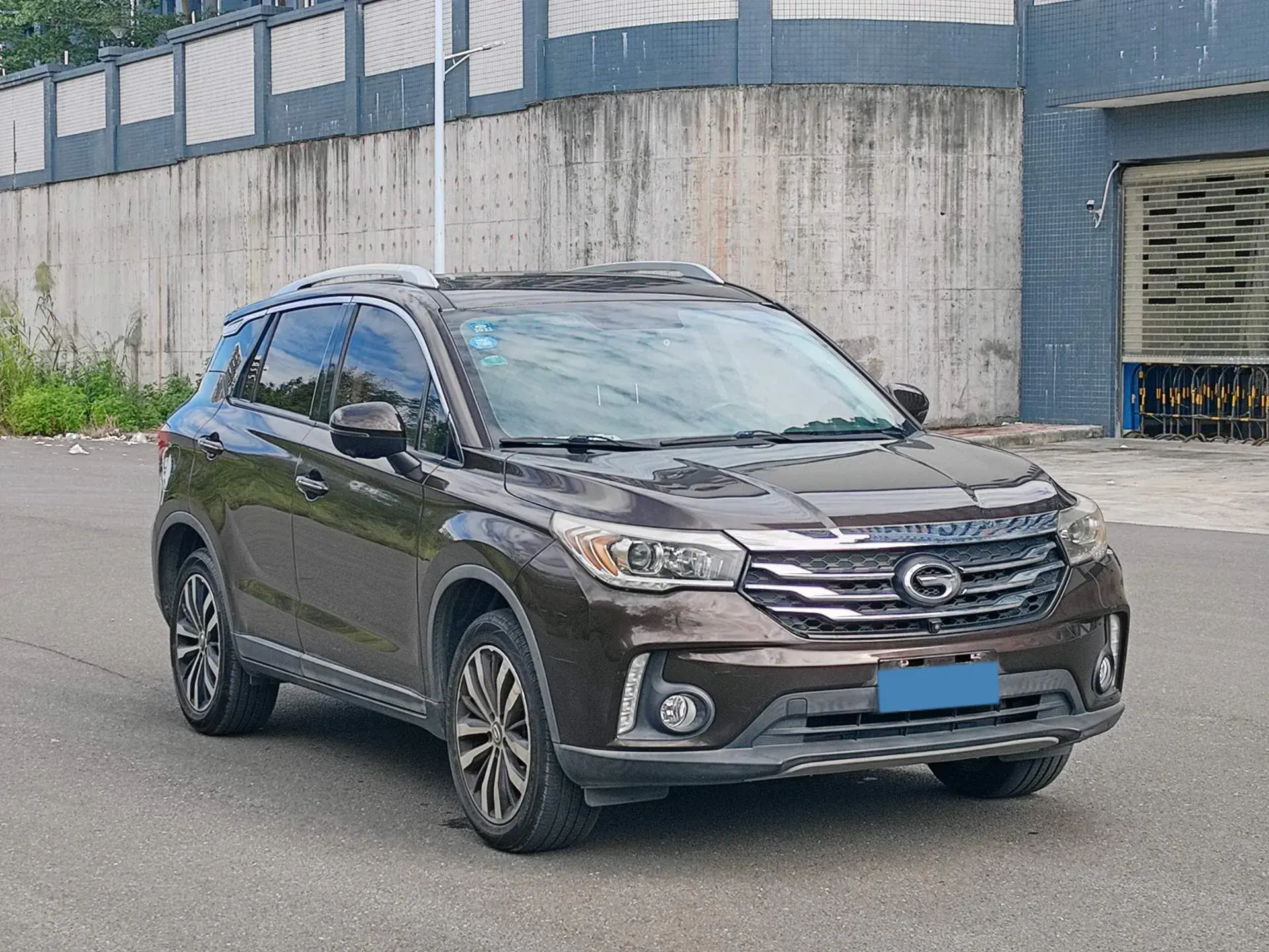 2017 GAC TRUMPCHI thumbnail 3