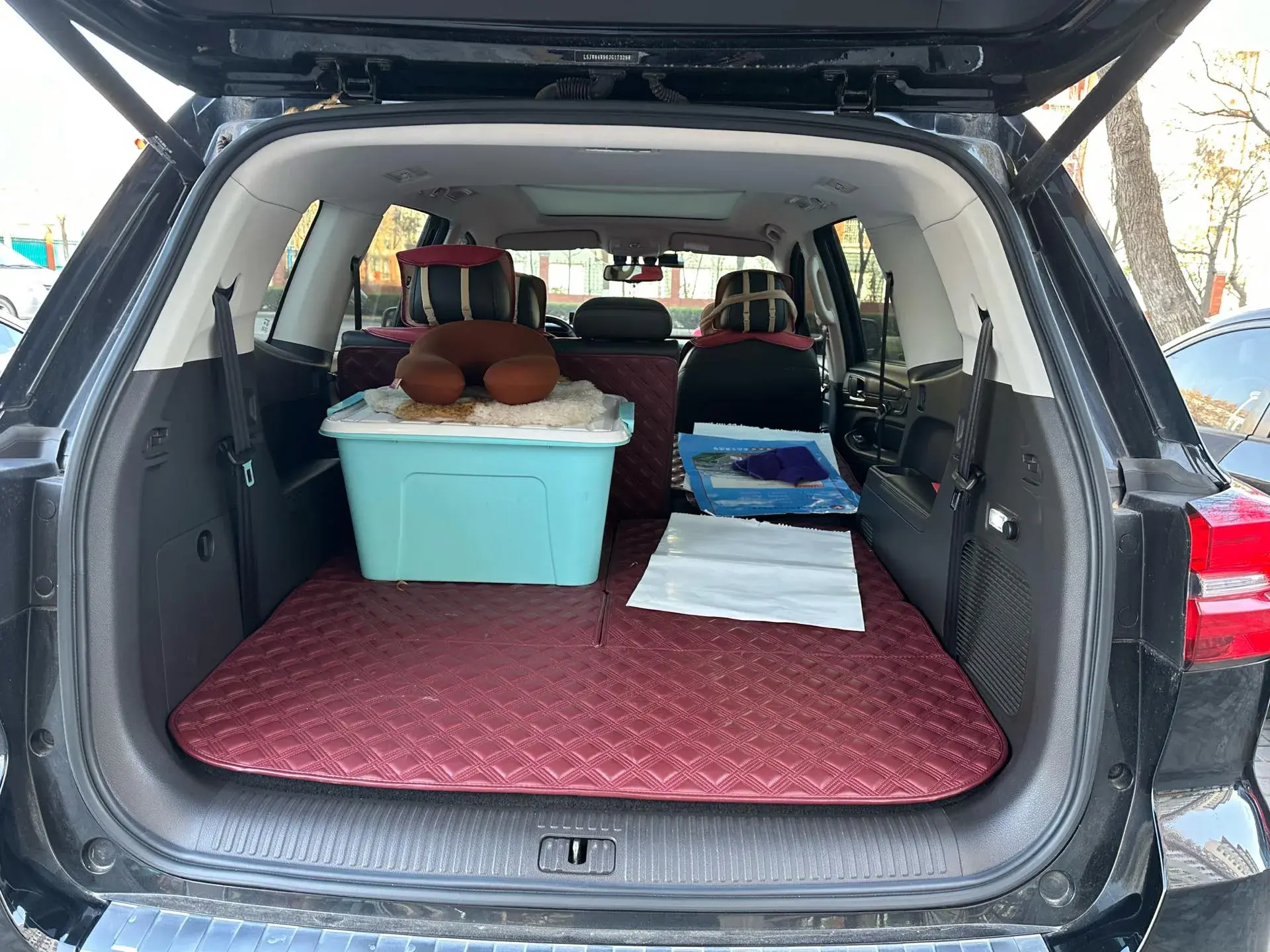 2018 ROEWE RX8 thumbnail 4