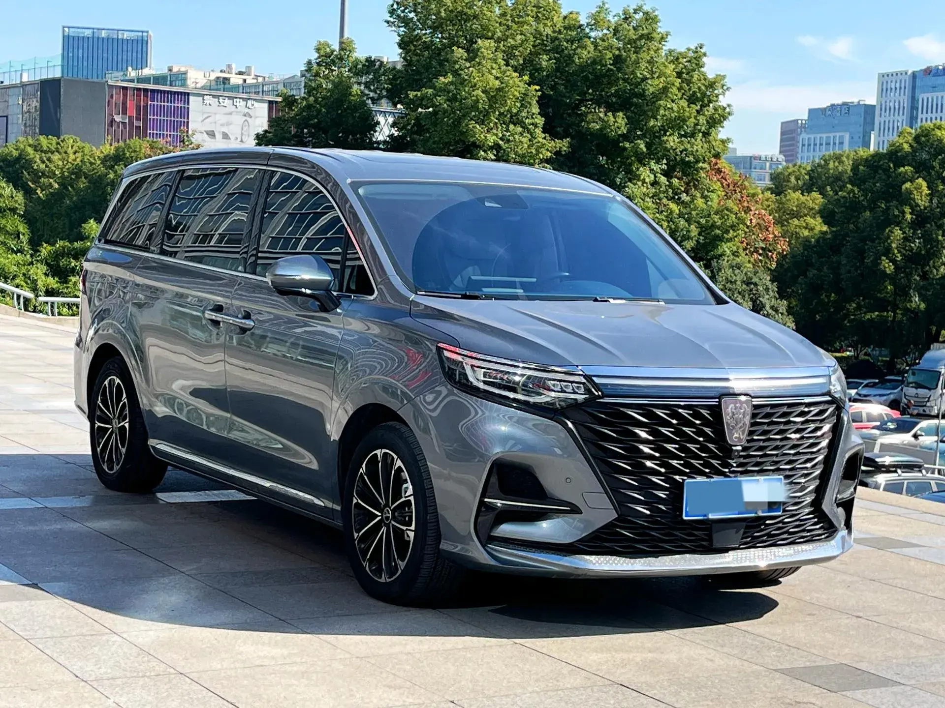 2022 ROEWE IMAX8 thumbnail 2