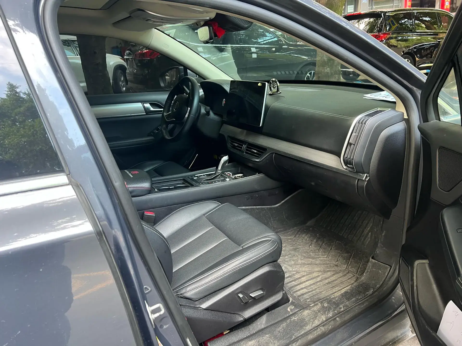 2018 BYD TANG thumbnail 3