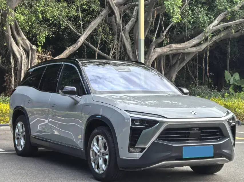 2020 NIO ES8 thumbnail 2