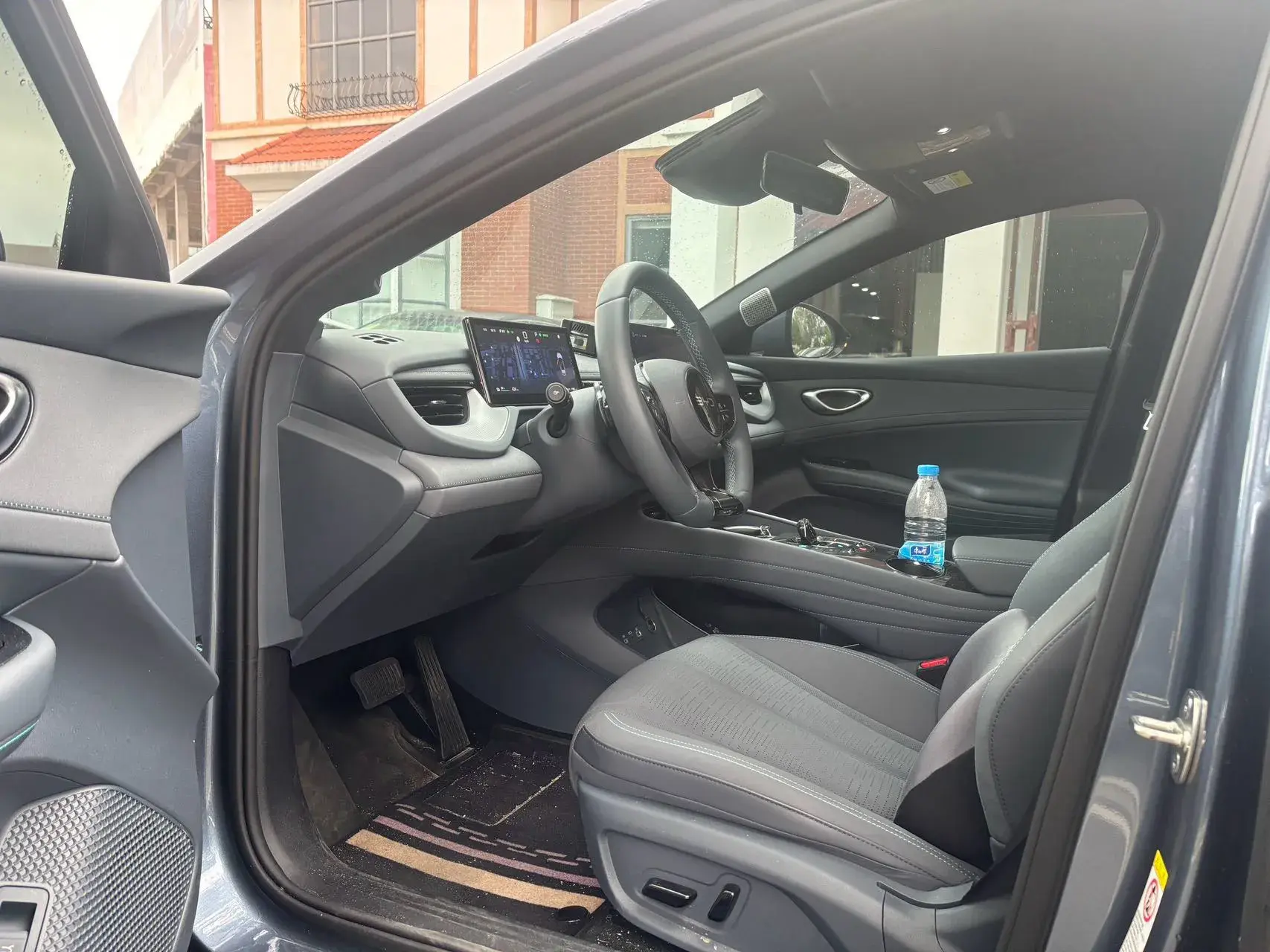 2025 BYD SEAL06GT thumbnail 4