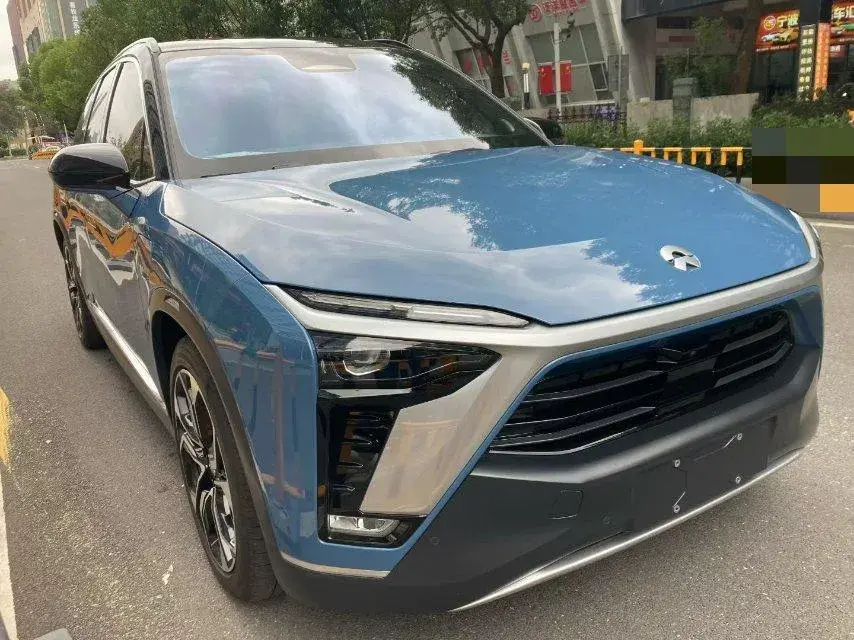 2022 NIO ES8 thumbnail 2