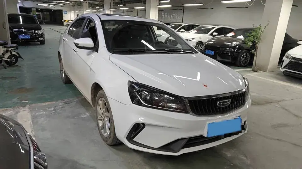 2021 GEELY EMGRAND thumbnail 2