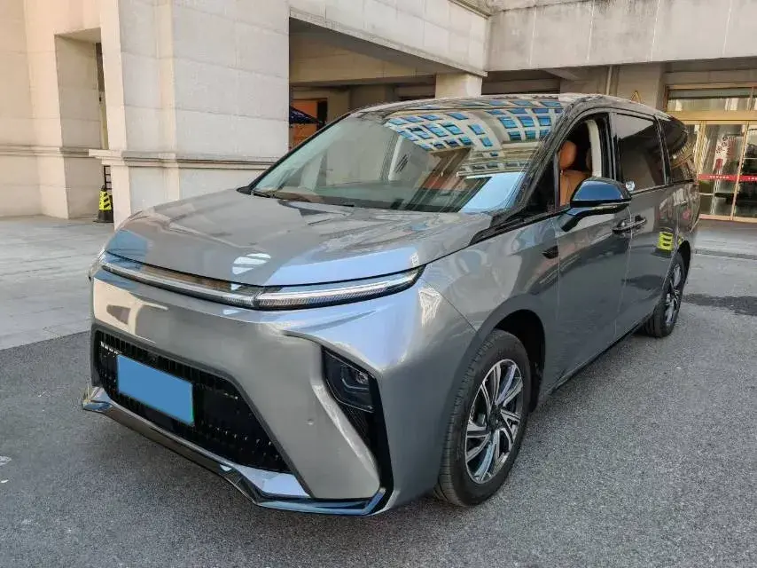 2024 MAXUS DaJia 9 1.5T 150HP L4 1DHT PHEV 24.7KWH