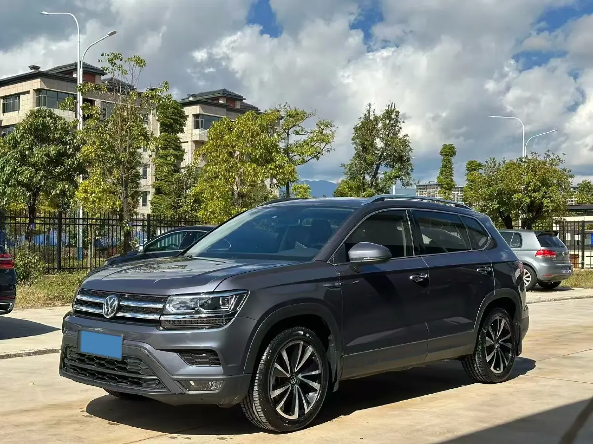 2021 Volkswagen Tharu 1.4T 150HP L4 7DCT