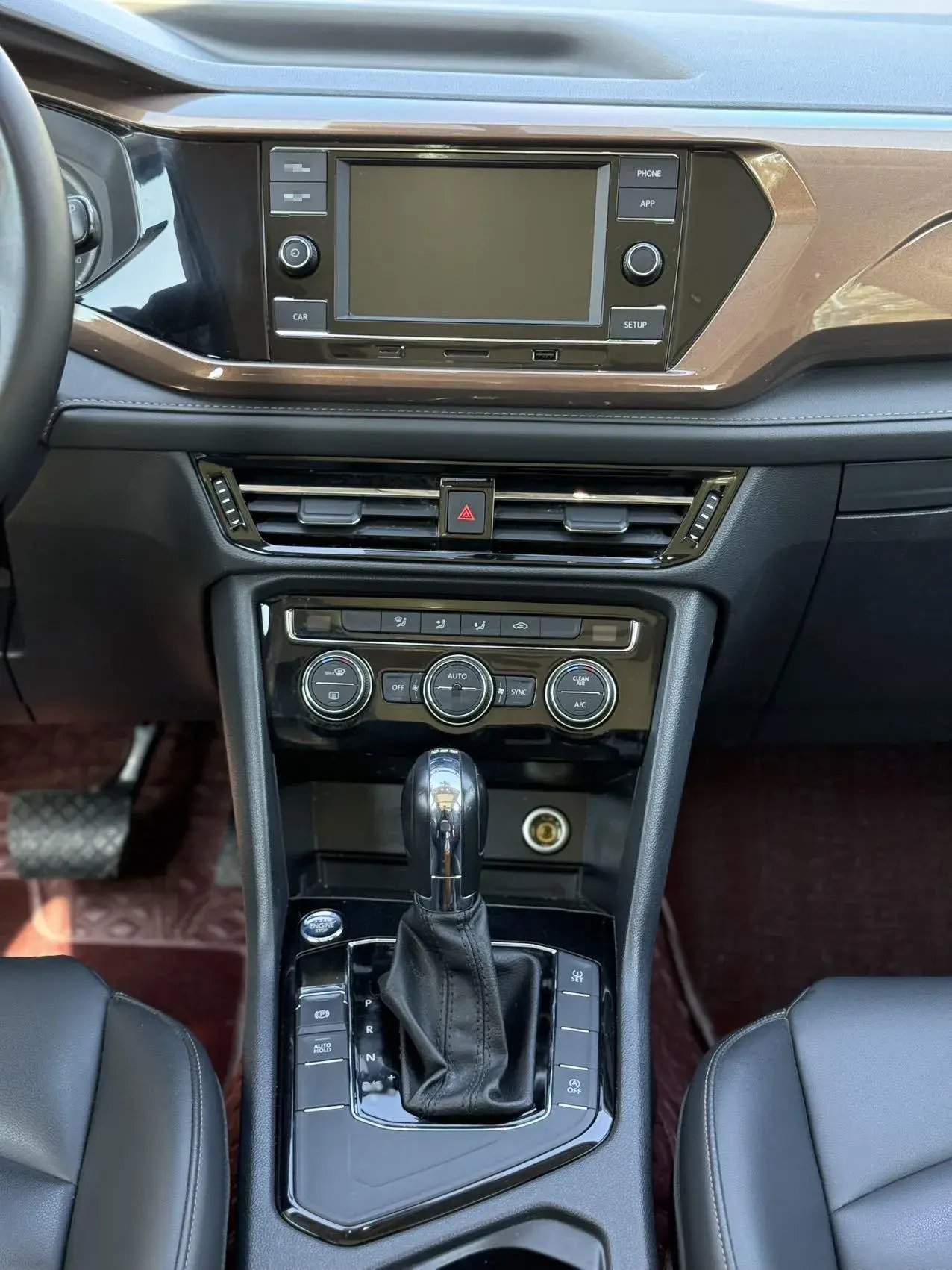 2021 VOLKSWAGEN THARU thumbnail 3