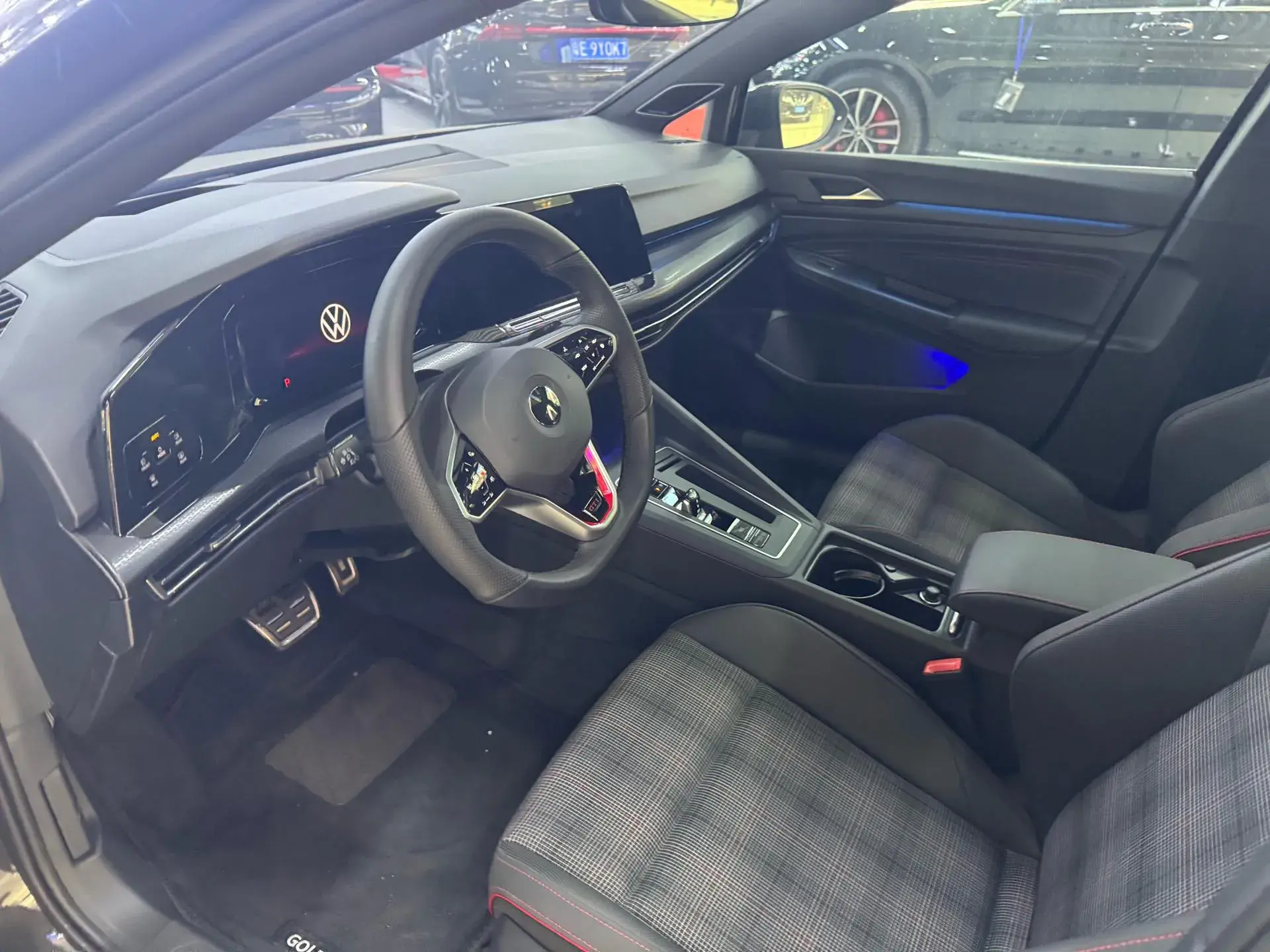 2021 VOLKSWAGEN GOLFGTI thumbnail 2