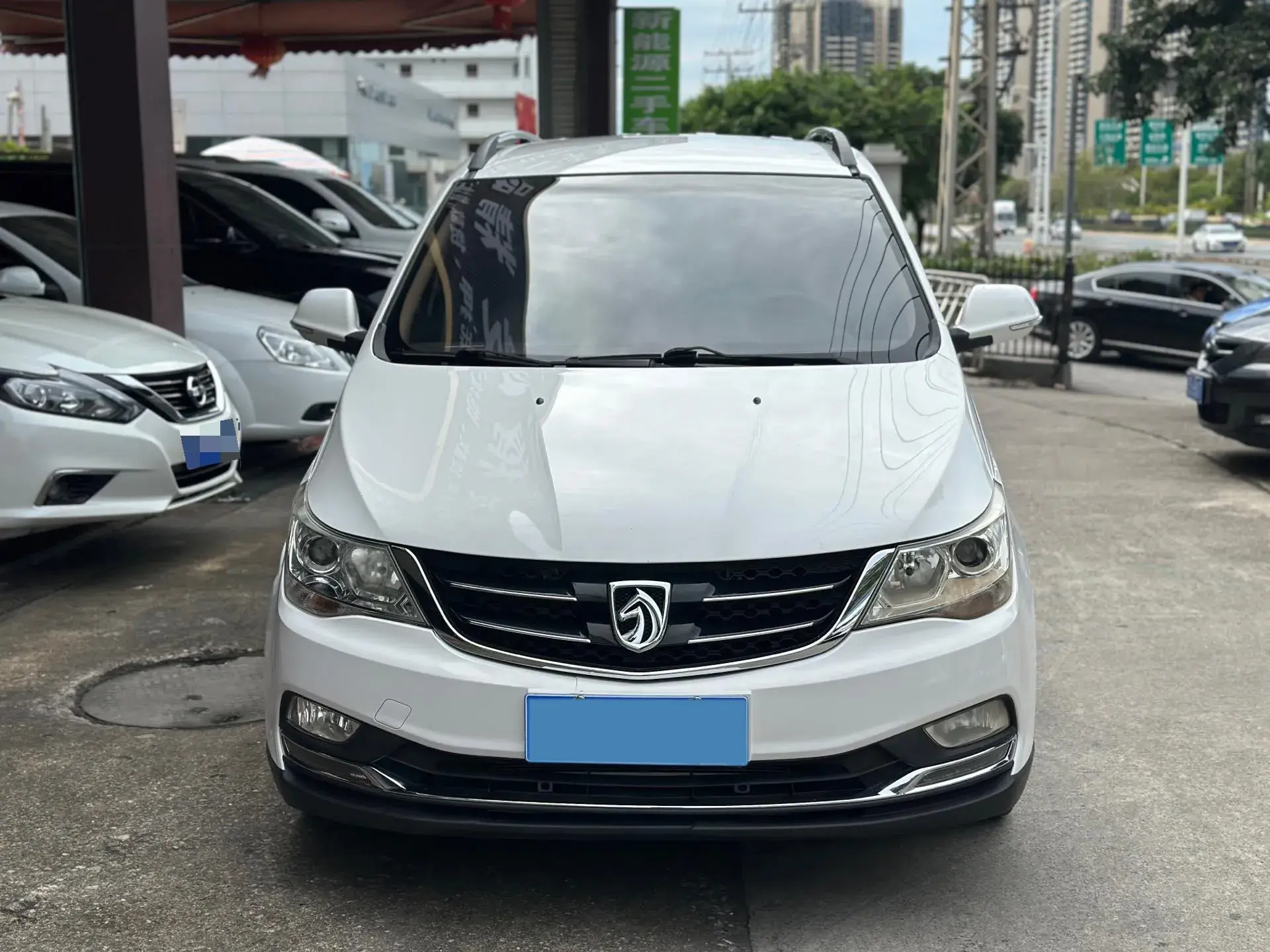 2019 BAOJUN 730 thumbnail 3