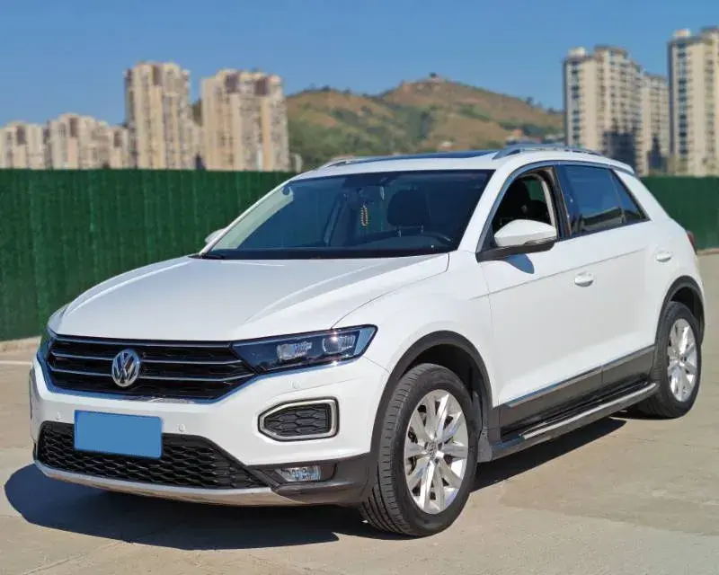 2018 VOLKSWAGEN T-ROC view 1