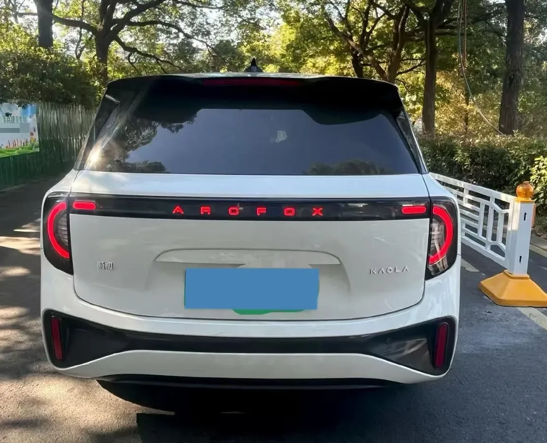2023 ARCFOX KAOLA BEV 58.8KWH,autocango,china used car exporter,china ev exporter,chinese used car exporter,chinese used ev exporter