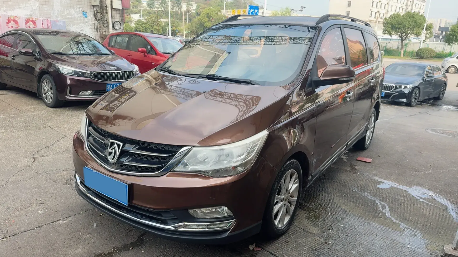 2016 BAOJUN 730 view 1