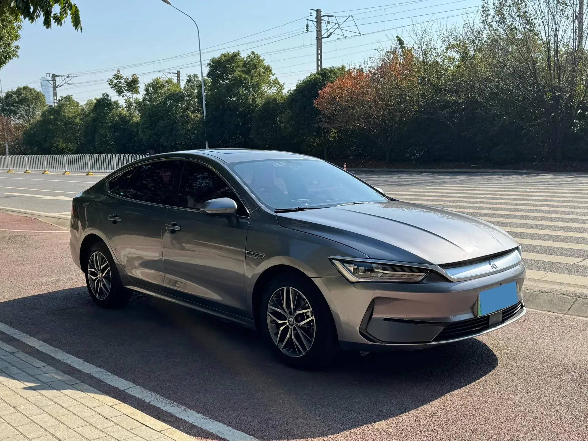 2023 BYD QIN thumbnail 3