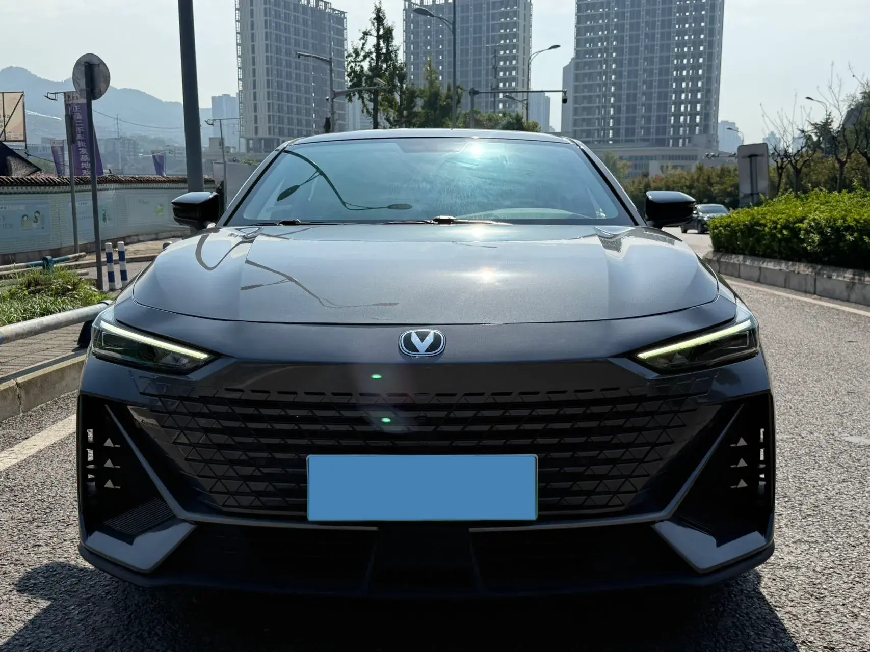 2023 CHANGAN UNI-V thumbnail 2