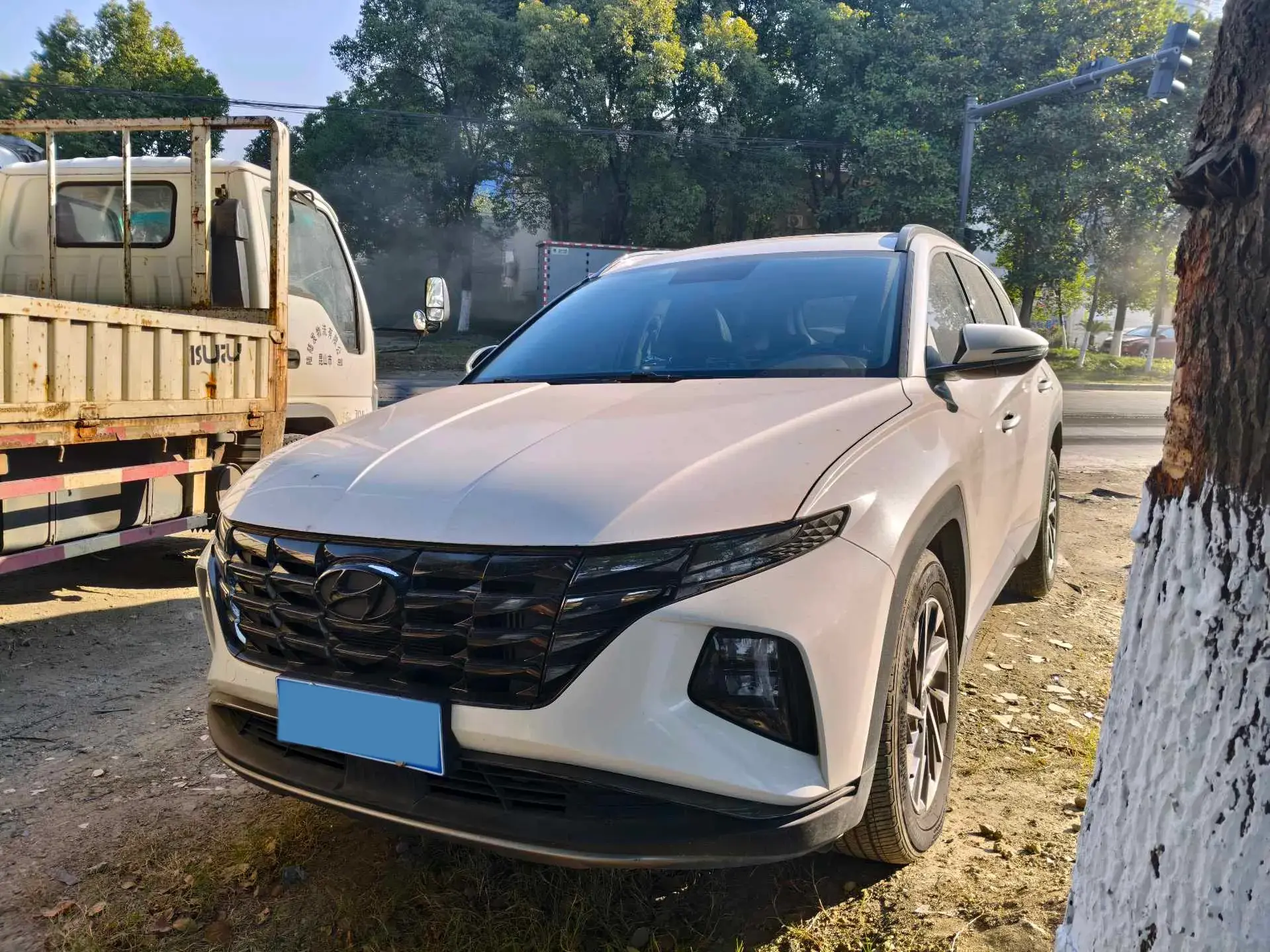 2023 HYUNDAI TUCSON view 1