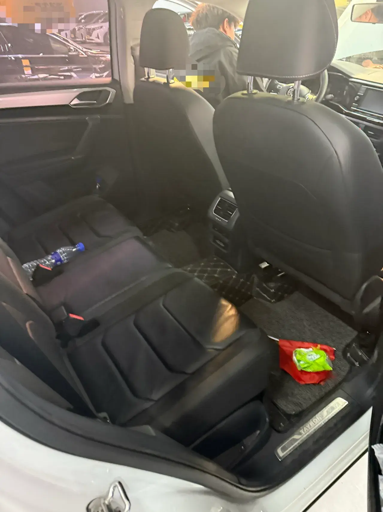 2019 VOLKSWAGEN TAYRON thumbnail 4