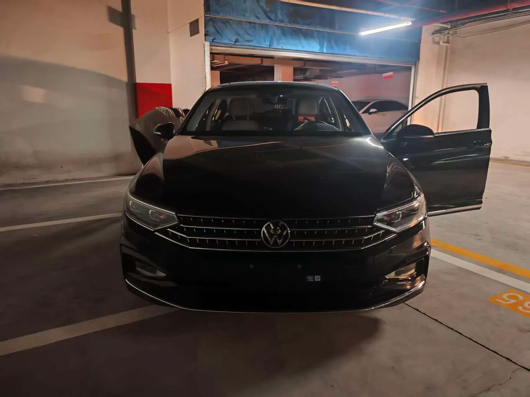 2020 VOLKSWAGEN MAGOTAN thumbnail 3