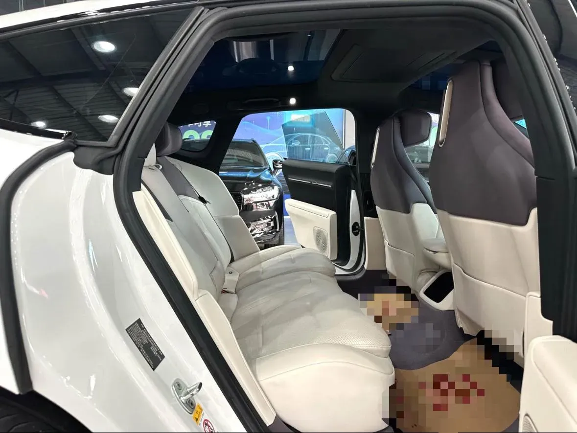 2025 Avatr 12 1.5T 156HP L4 REEV 39.05KWH,autocango,china used car exporter,china ev exporter,chinese used car exporter,chinese used ev exporter