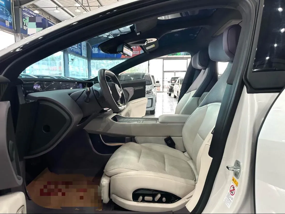 2025 Avatr 12 1.5T 156HP L4 REEV 39.05KWH,autocango,china used car exporter,china ev exporter,chinese used car exporter,chinese used ev exporter