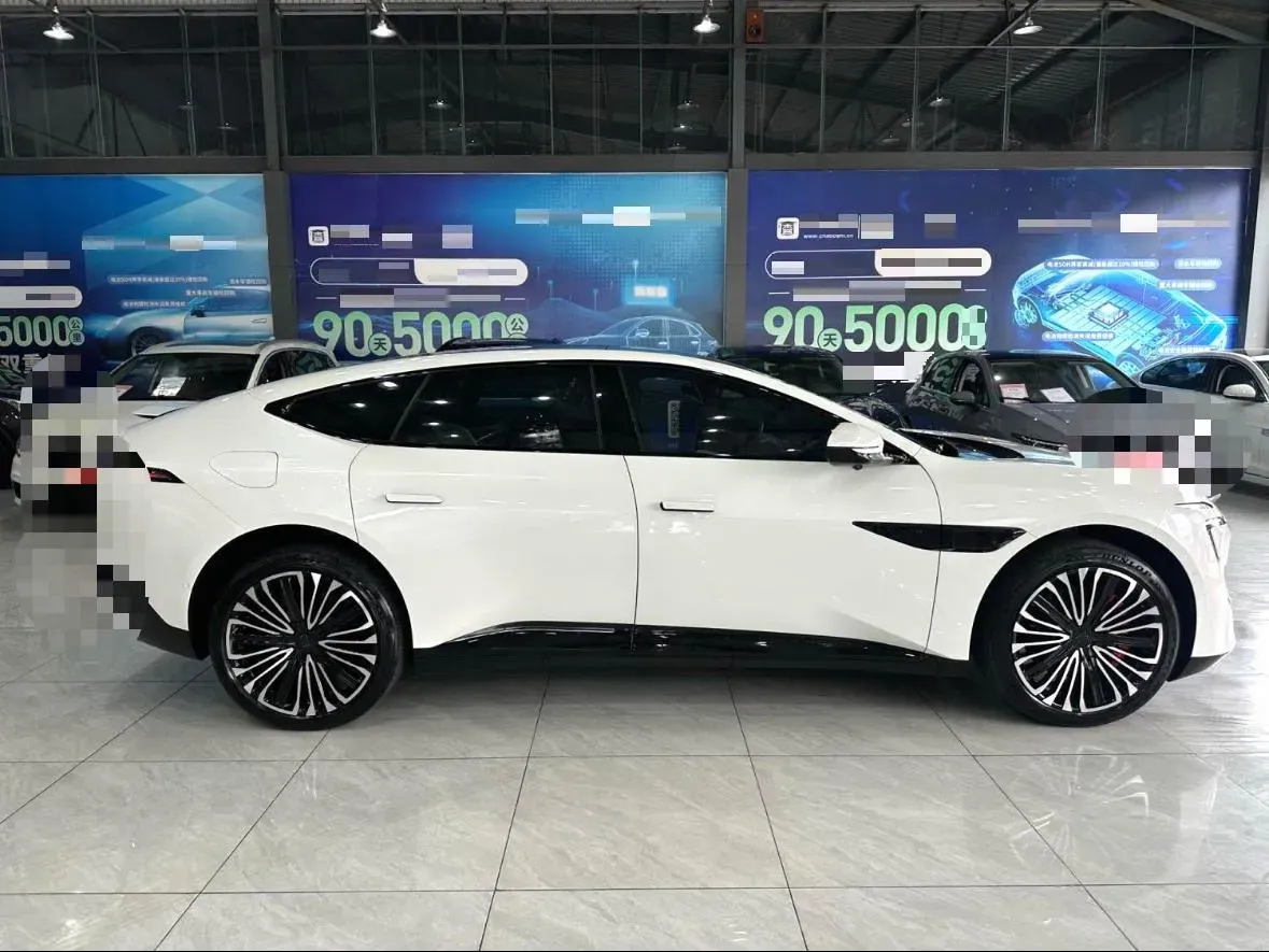2025 Avatr 12 1.5T 156HP L4 REEV 39.05KWH,autocango,china used car exporter,china ev exporter,chinese used car exporter,chinese used ev exporter