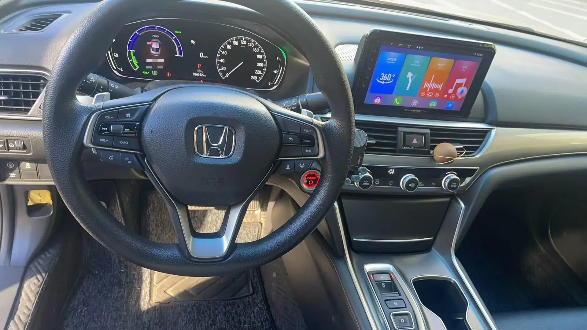 2022 HONDA ACCORD thumbnail 3