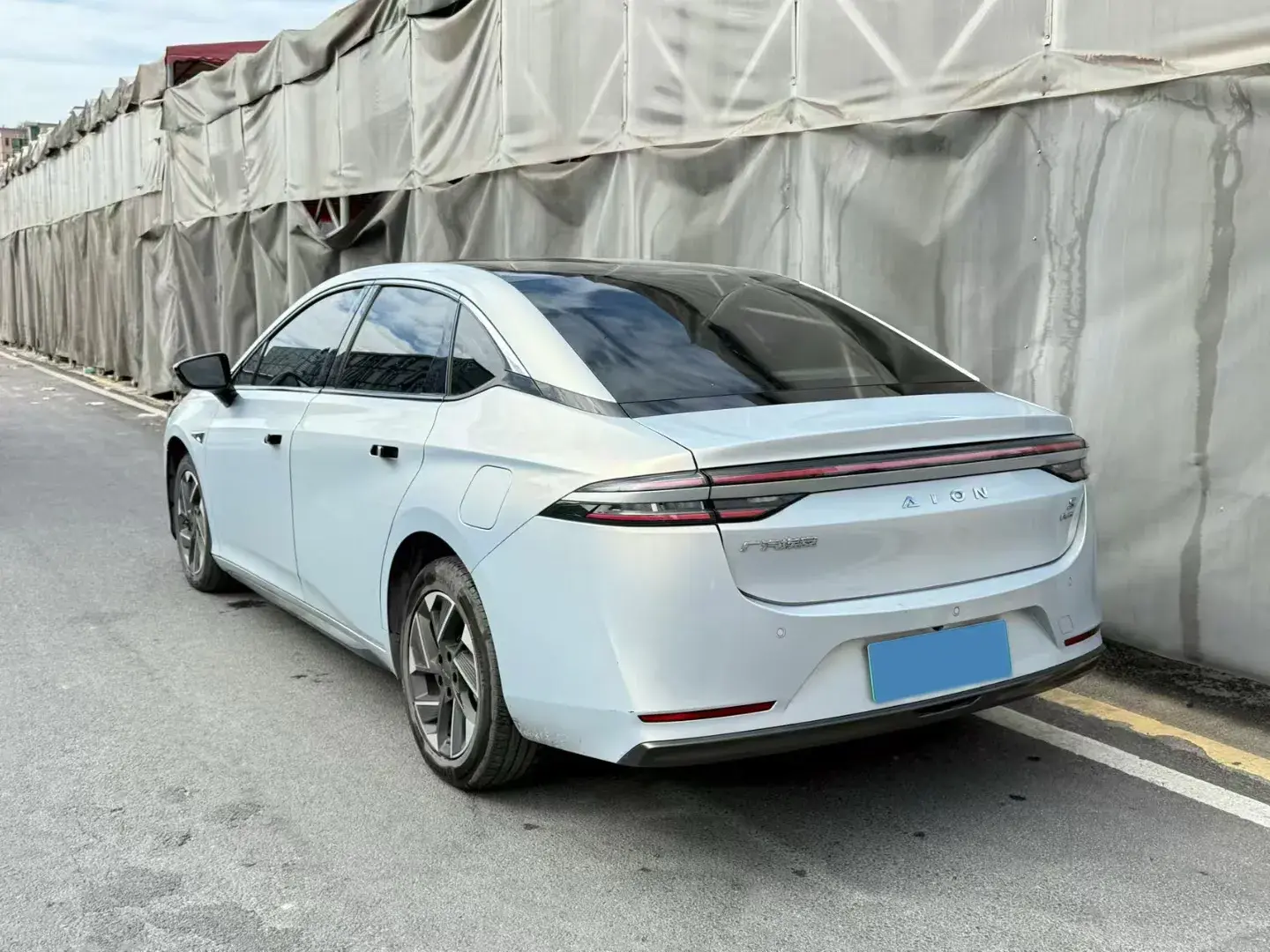 2022 AION S thumbnail 3