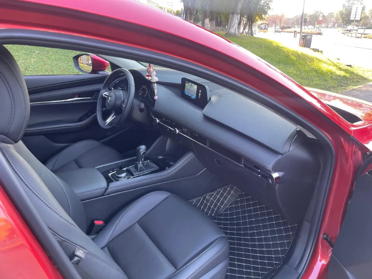 2022 Mazda 3 Axela 2.0L 158HP L4 6AT,autocango,china used car exporter,china ev exporter,chinese used car exporter,chinese used ev exporter