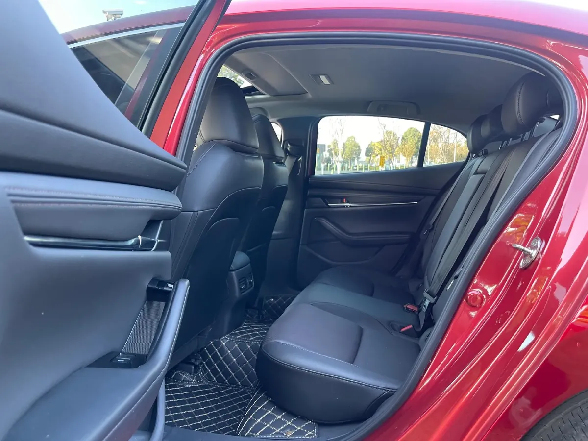 2022 Mazda 3 Axela 2.0L 158HP L4 6AT,autocango,china used car exporter,china ev exporter,chinese used car exporter,chinese used ev exporter