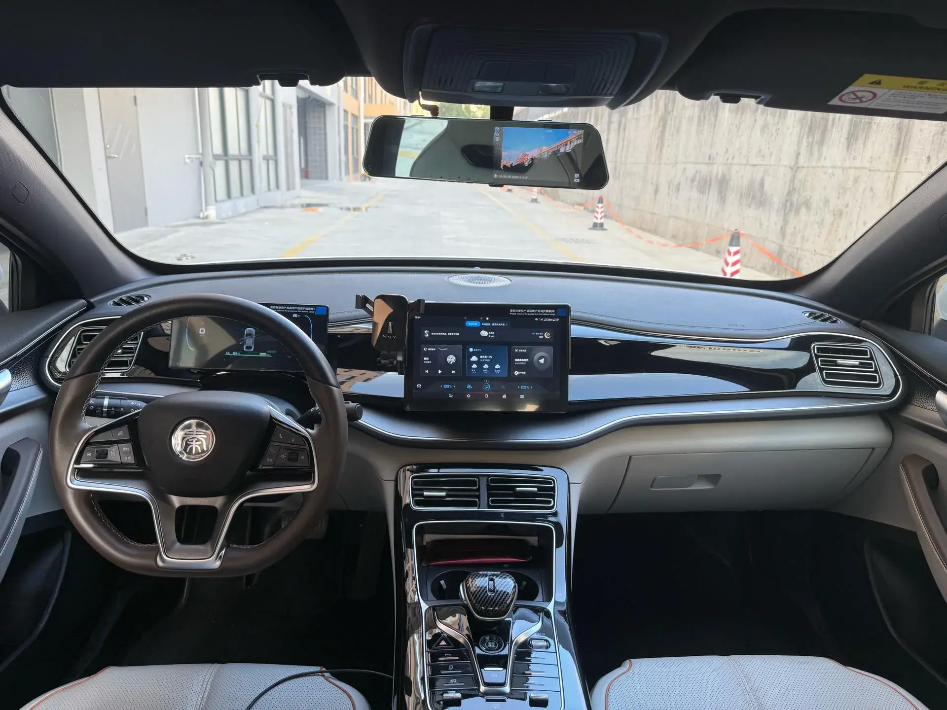2023 BYD QIN thumbnail 4