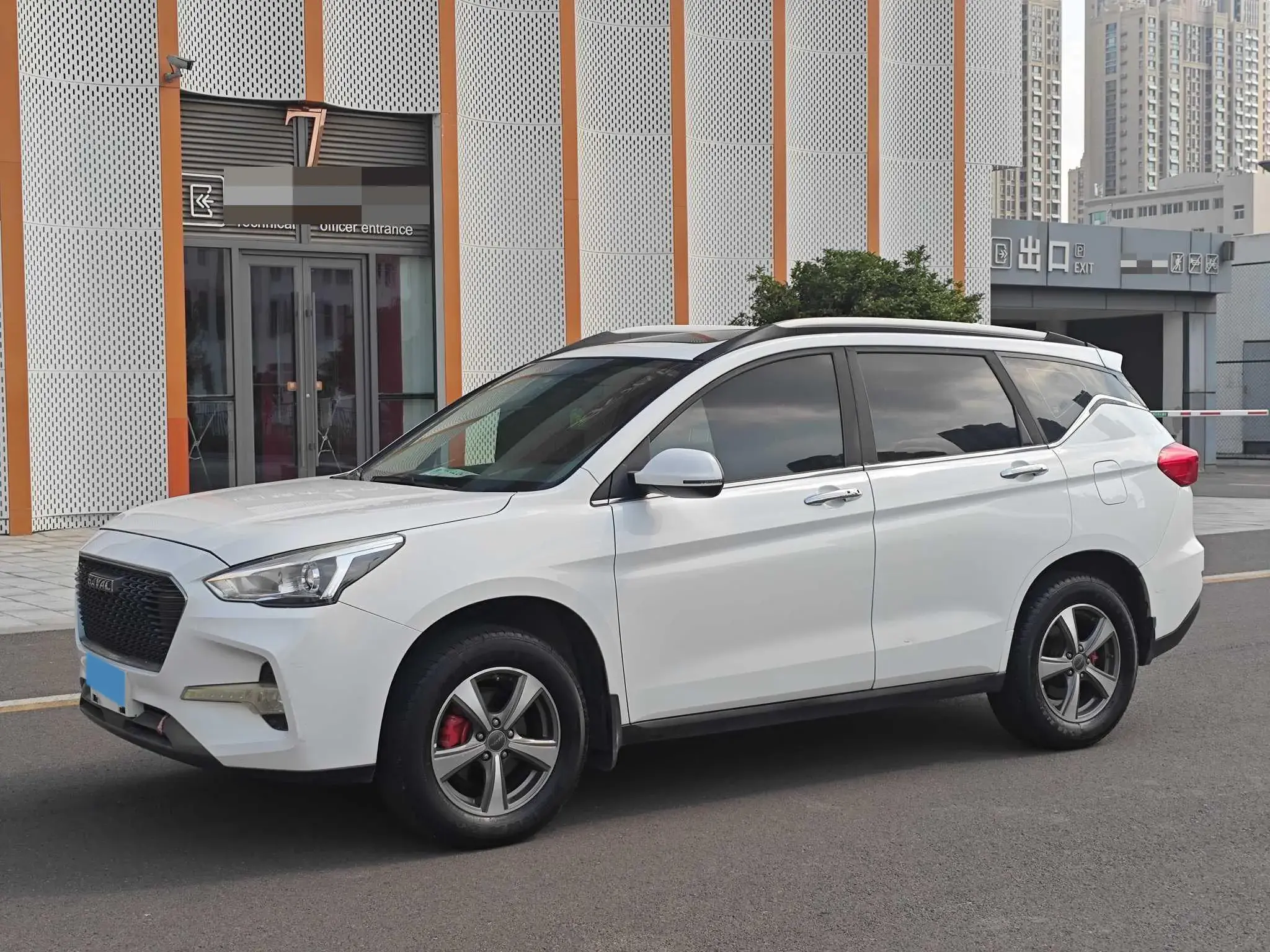 2019 HAVAL M6 view 1