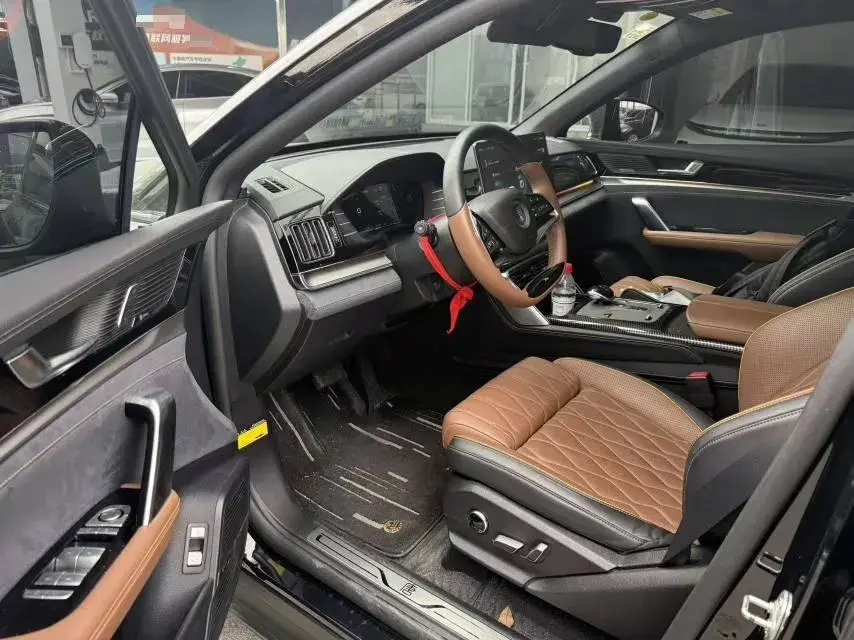 2021 BYD TANG thumbnail 3