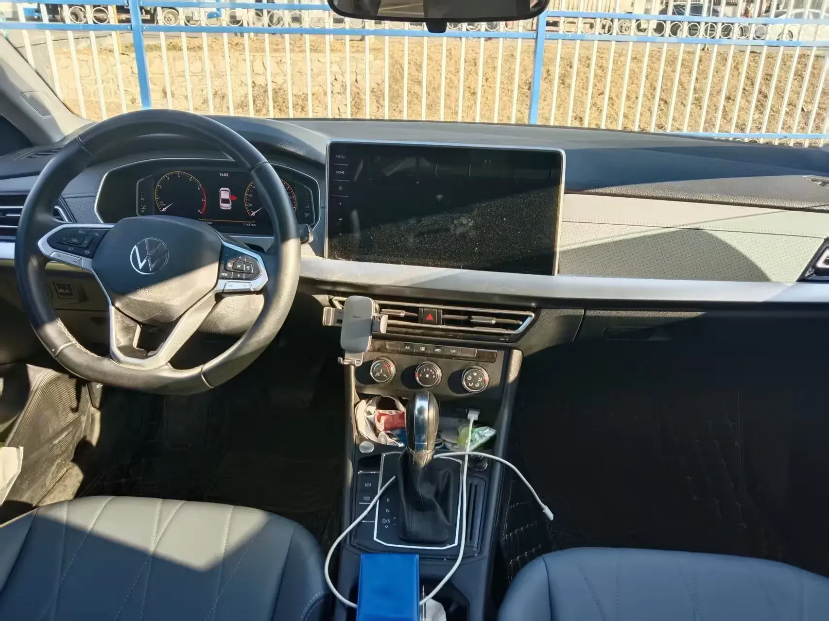 2023 VOLKSWAGEN LAVIDA thumbnail 4