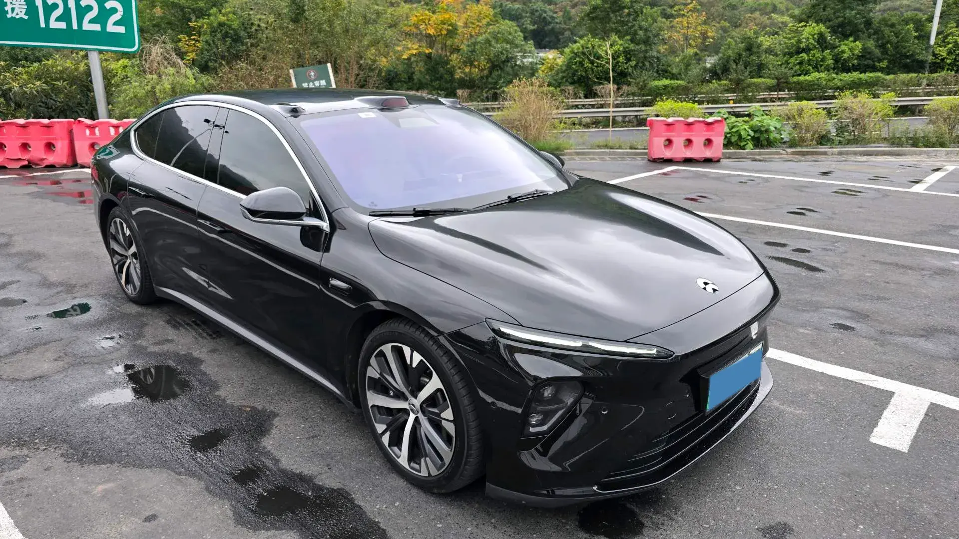 2021 VOLKSWAGEN ID.6 thumbnail 2