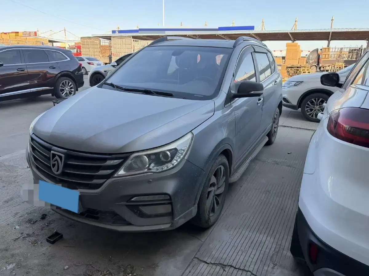 2017 BaoJun 560 1.5T 150HP L4 6DCT