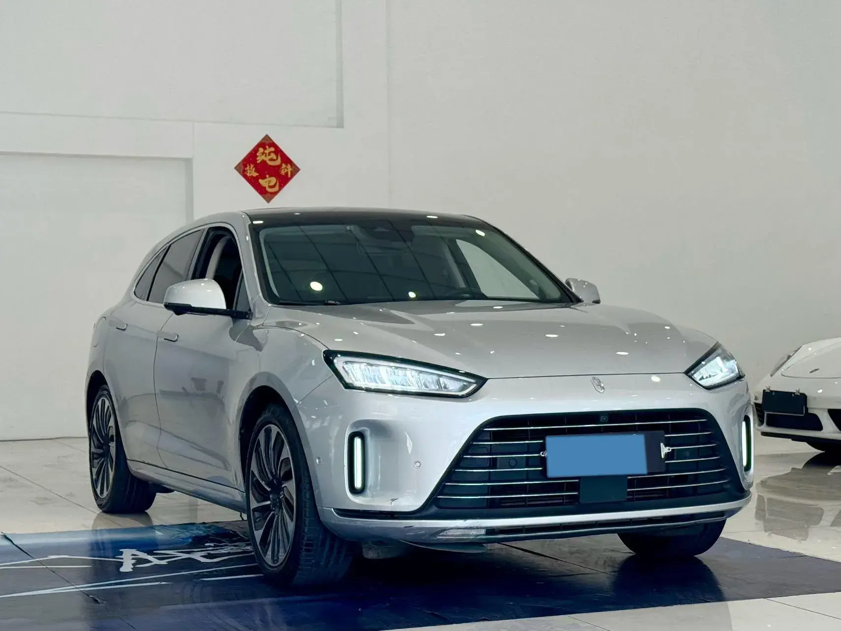 2022 AITO AITO thumbnail 3